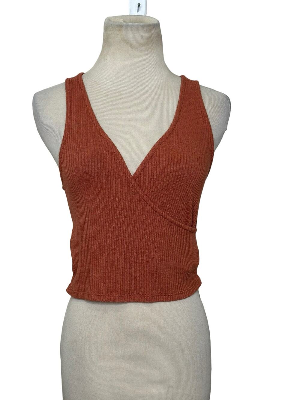 Project Social rust ribbed minimalist crop tank top size small